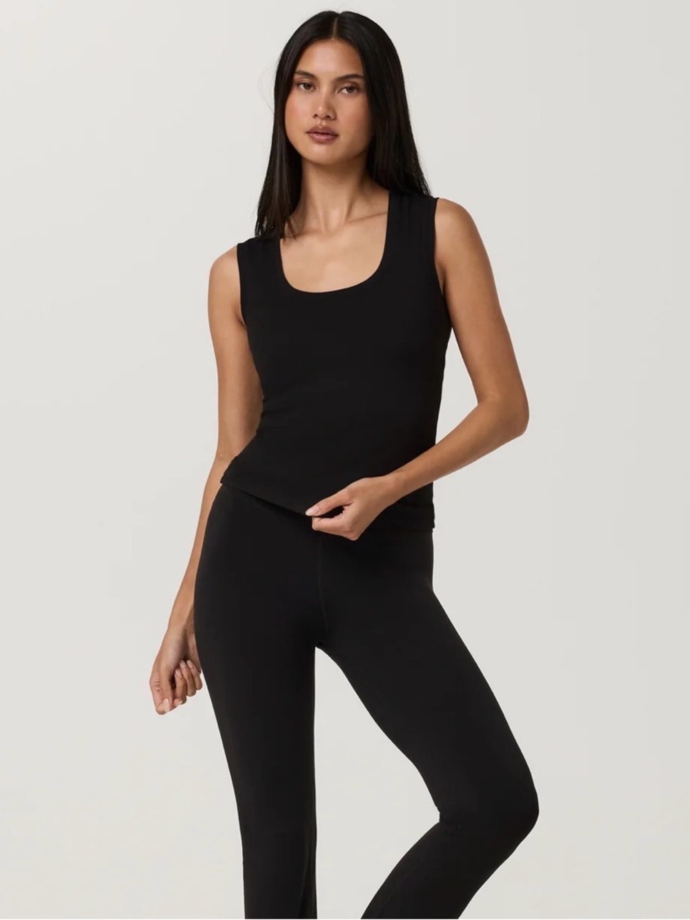 Vuori Black Scoop Neck Tank - Women's Sleeveless Top